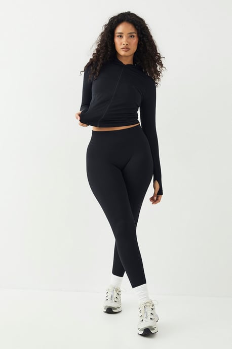 DSGN Studio Sport Contour Seamless Scrunch Bum Legging - Image 3
