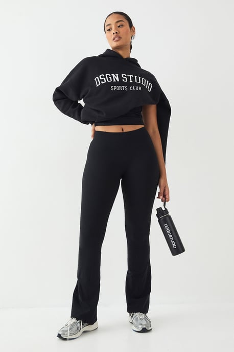 DSGN Studio Highwaist Sculpt Yoga Flared Legging - Image 1