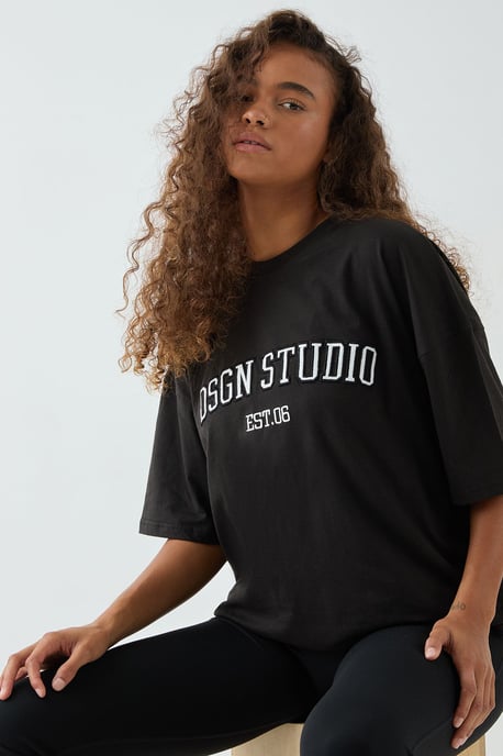 DSGN Studio Applique Oversized T-shirt - Image 3