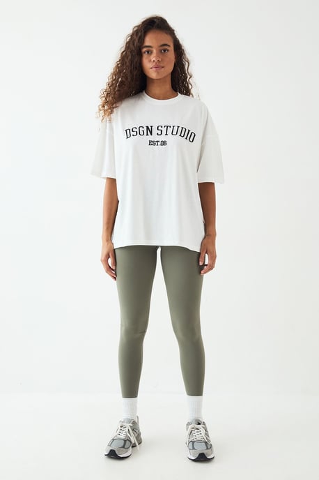 DSGN Studio Applique Oversized T-shirt - Image 5