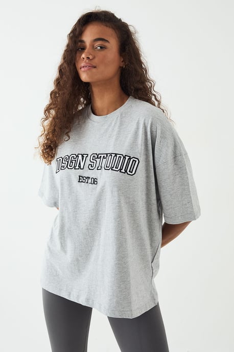 DSGN Studio Applique Oversized T-shirt - Image 4