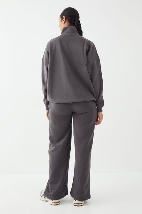 DSGN Studio Applique Straight Leg Jogger - Image 2