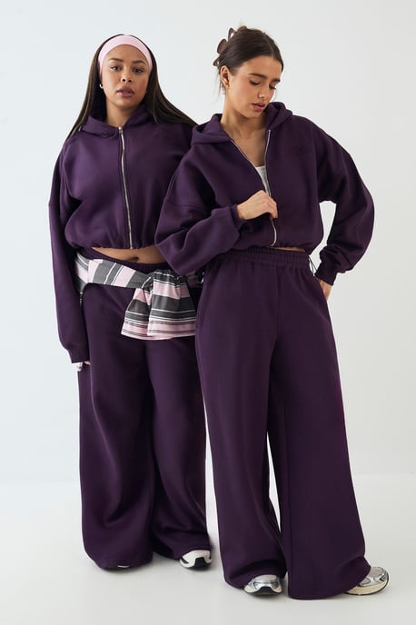 DSGN Studio Towelling Applique Straight Leg Jogger - Image 1