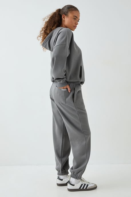 DSGN Studio Oversized Cuffed Jogger - Image 1