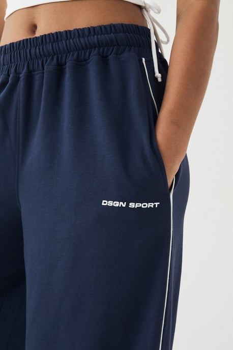 DSGN Studio Piping Detail Mid Rise Toggle Jogger - Image 3