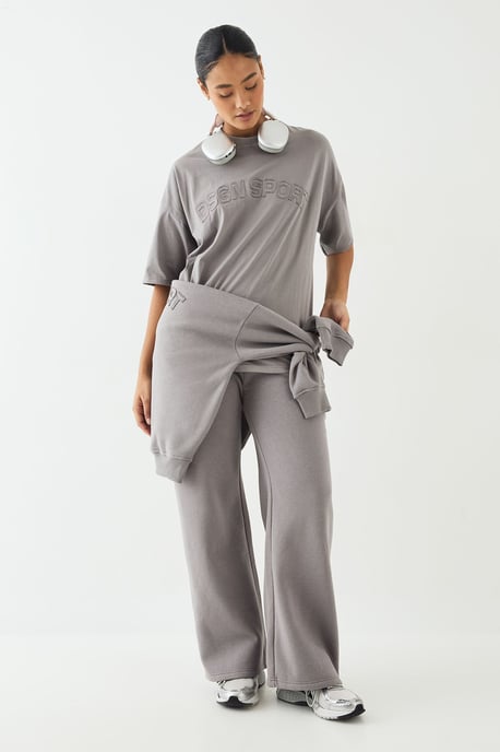 DSGN Studio Self Fabric Applique Straight Leg Jogger - Image 3