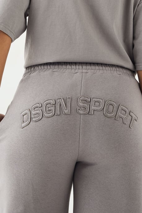 DSGN Studio Self Fabric Applique Straight Leg Jogger - Image 4