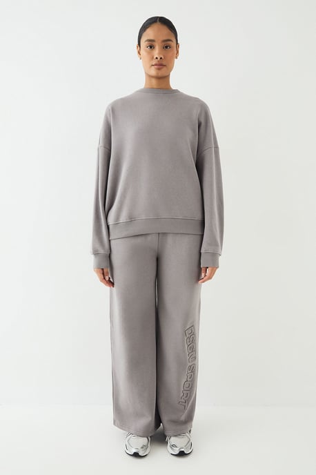 DSGN Studio Self Fabric Applique Oversized Sweatshirt - Image 5