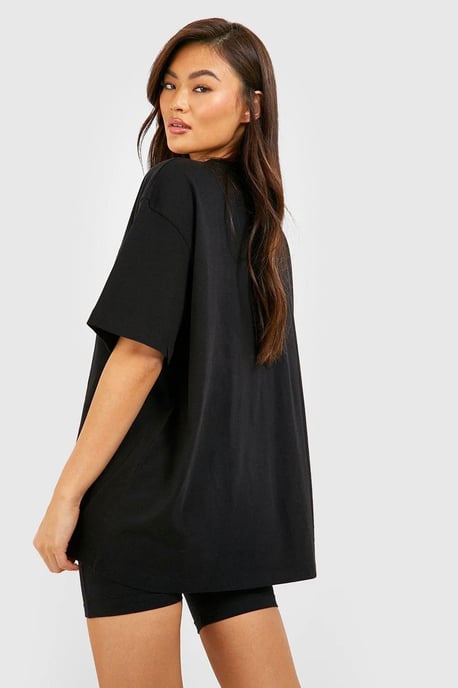 DSGN Studio Oversized T-Shirt And Cycling Short Set - Image 2