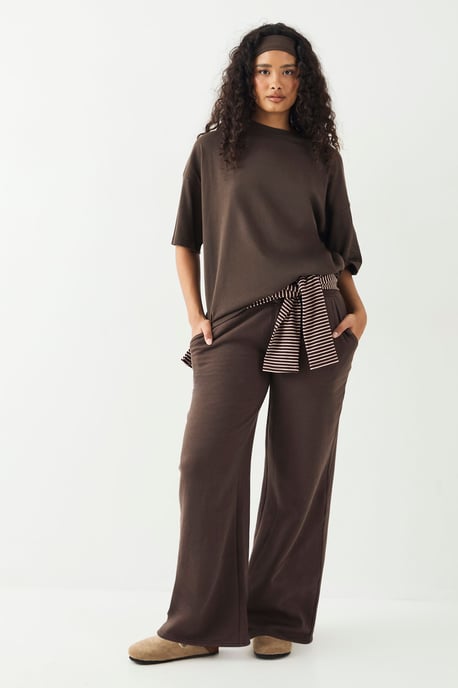 DSGN Studio Oversized T-Shirt - Image 3