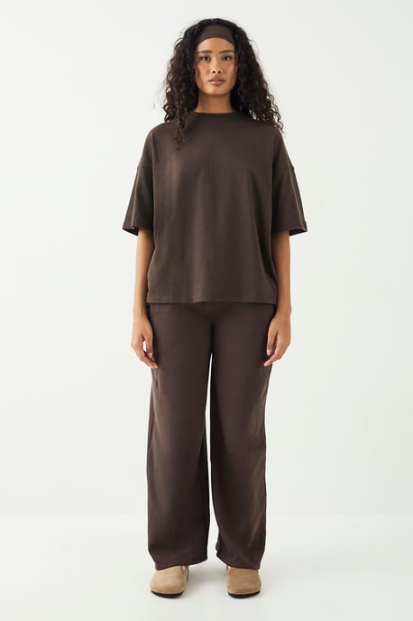 DSGN Studio Oversized T-Shirt - Image 5