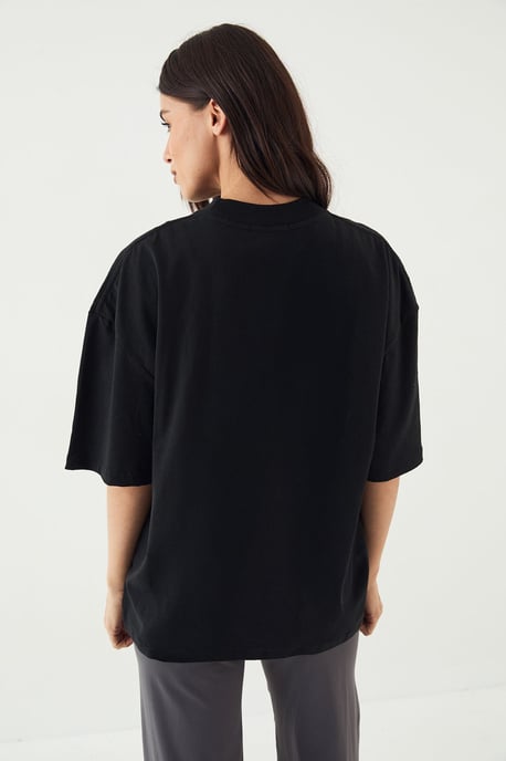 DSGN Studio Embroidered Heavyweight Oversized T-Shirt - Image 2