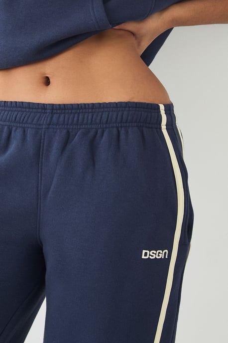 DSGN Studio Side Stripe Straight Leg Jogger - Image 4