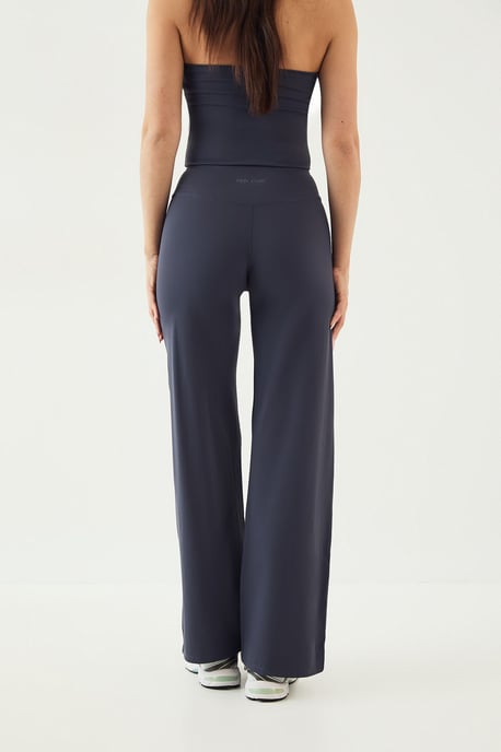 DSGN Studio Sculpt Straight Leg Trouser - Image 2