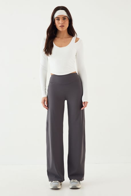 DSGN Studio Sculpt Straight Leg Trouser - Image 5