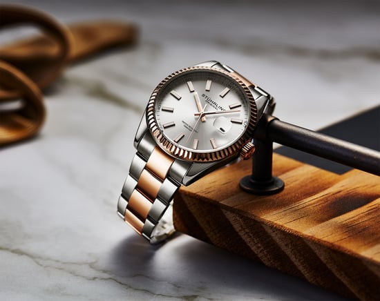 Stührling Vanguard 4069 Men's Quartz 42mm - Image 4