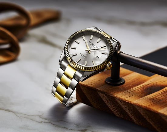 Stührling Vanguard 4069 Men's Quartz 42mm - Image 4