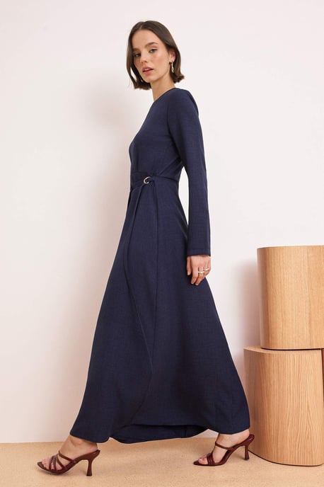 Marinblå platt maxiklänning med hijab-motiv för kvinnor - Image 4
