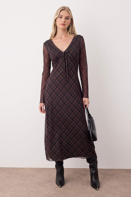Färgglad platt maxiklänning med lång passform/avslappnad bodycon för kvinnor - Image 1