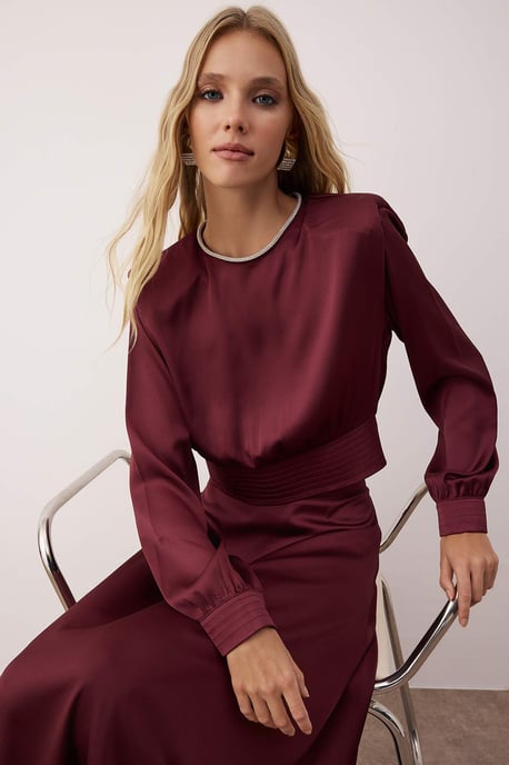 Paarse platte maxi-jurk voor dames, geschikt voor casual gebruik, skatermodel en avondjurk met hijab - Image 2