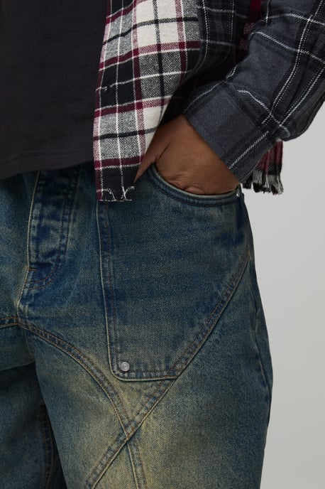 Super Baggy Panelled Washed Jeans - Image 3