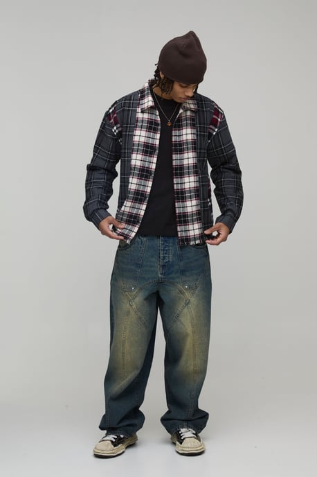 Super Baggy Panelled Washed Jeans - Image 4