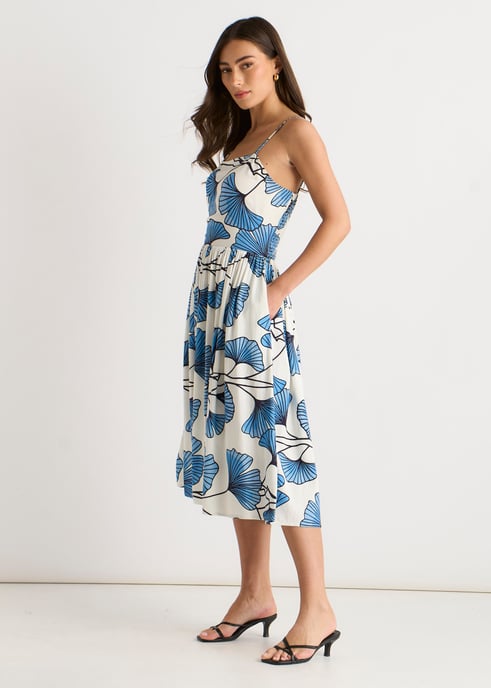 Blå blommig linneblandad cami-klänning - Image 3