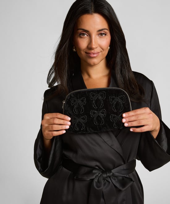 Hunkemöller Bow Make-Up Bag - Image 1