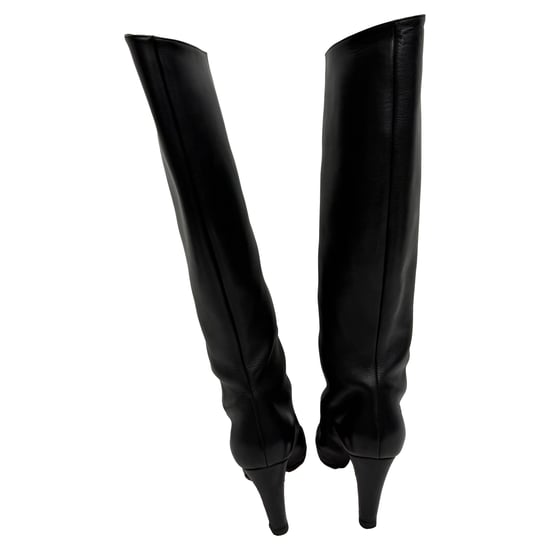 Christian Louboutin Mandelformade Långstövlar i Svart Läder - Image 3