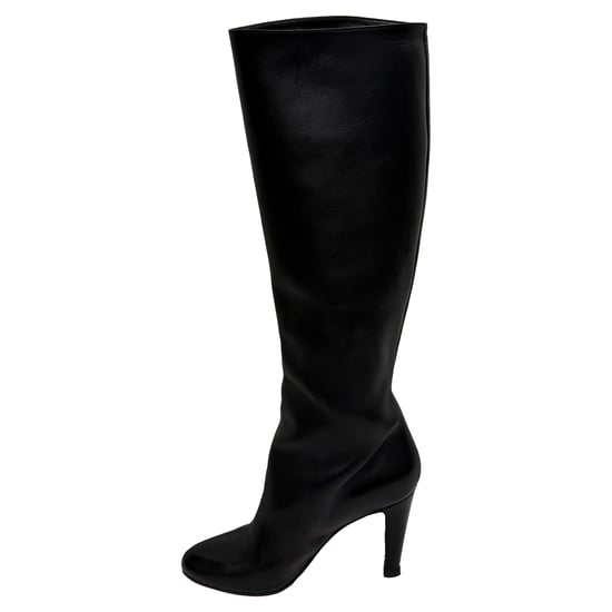 Christian Louboutin Mandelformade Långstövlar i Svart Läder - Image 4