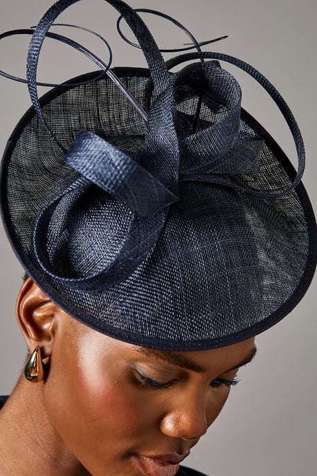 Side Facing Structured Fascinator - Image 3
