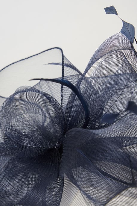 Structured Mesh Bow Flat Fascinator - Image 3