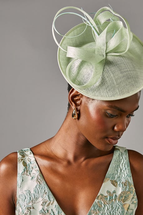 Side Facing Structured Fascinator - Image 2