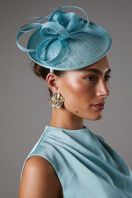 Side Facing Structured Fascinator - Image 1