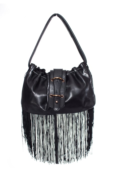 Emporio Armani, Vintage svart läderhandväska med fransar. - Image 1