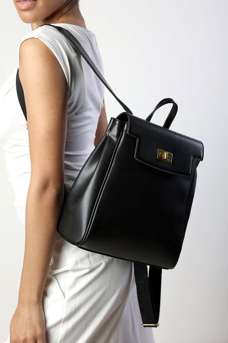 Wheres That From Womens Yusra Raffia Shoulder Bag with Contrast Front Pocket - Image 1