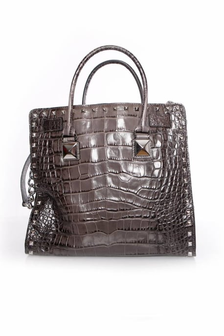 Michael Kors, grå Hamilton-toteväska med krokodilpräglad design och silverfärgade detaljer. - Image 4