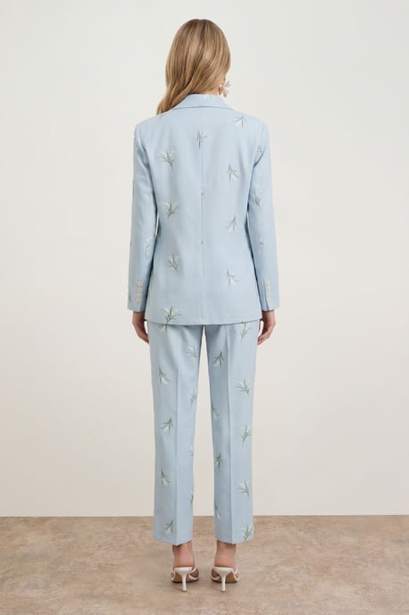 Floral Embroidered Tailored Blazer - Image 3