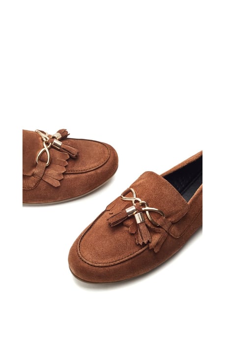 Essana Tan Loafers - Image 3