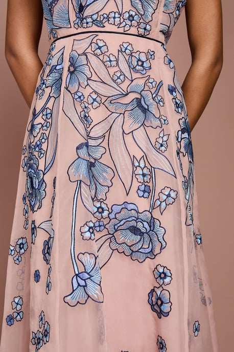 Floral Embroidered Cutwork Sleeve Midi Dress - Image 4