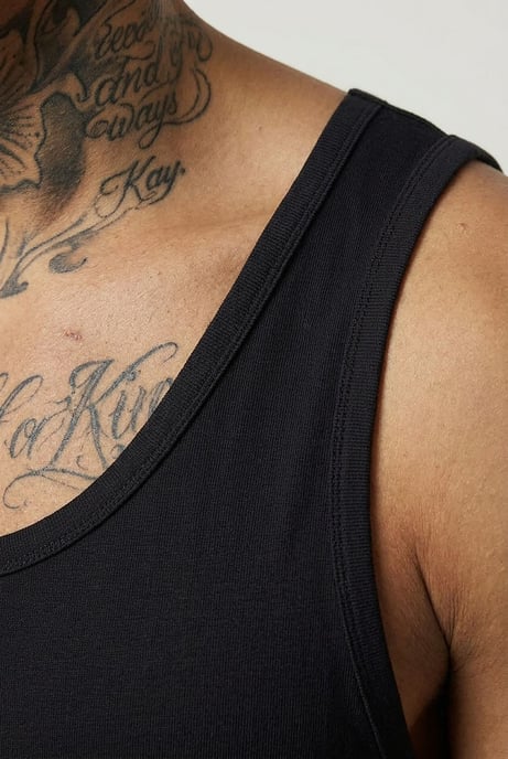 2 Pack Essential Regular Fit Vests - Image 3
