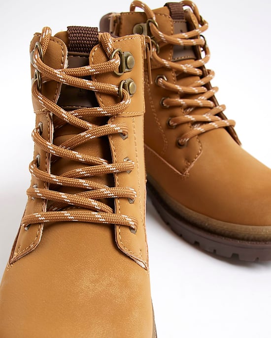 River Island Boys Worker Boots Beige Lace Up - Image 4