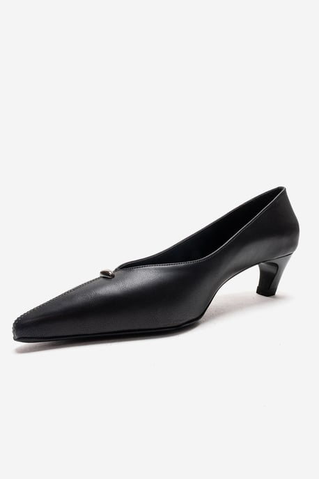 Versay Spetsig Tå Kitten Heel Pump - Image 6