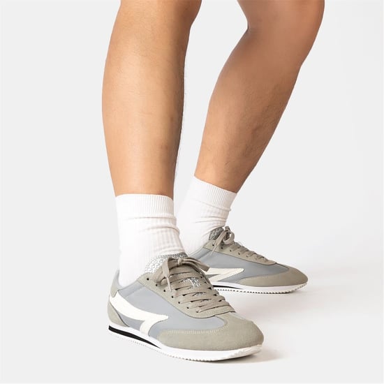 Men's Donnay Men Trainers in Grey - Image 6