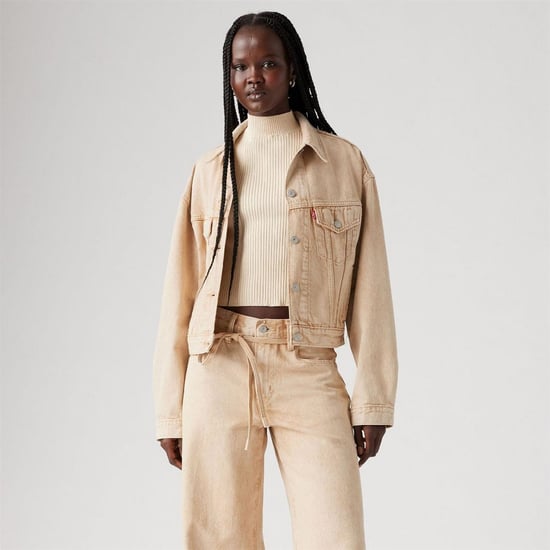 Women's Levis Shrunken 90s Stone Wash Denim Jacket with Metal Badge in Chatter Brown - Image 2