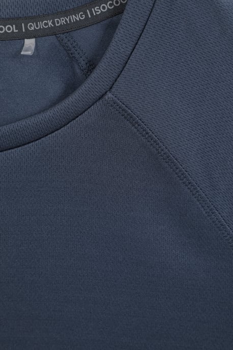 'Endurance' Women's Top Sun Protection Breathable Sports Tee Navy - Image 5