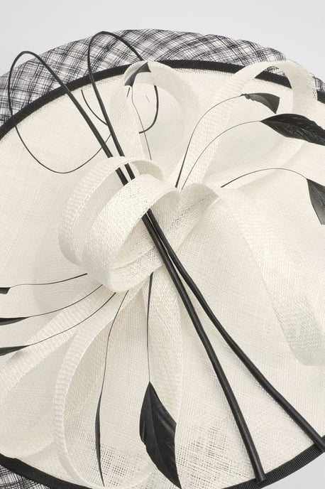 Layered Feather Detail Fascinator - Image 3