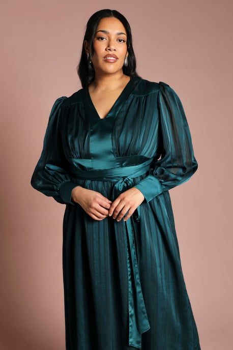Plus Size Stripe Jacquard Maxi Vee Dress - Image 4