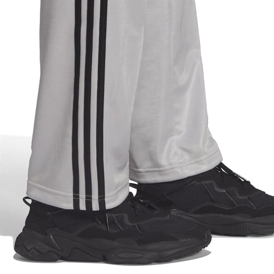 Women's adidas Originals Adicolor Regular Fit Casual Sweatpants in Msilve - Image 6