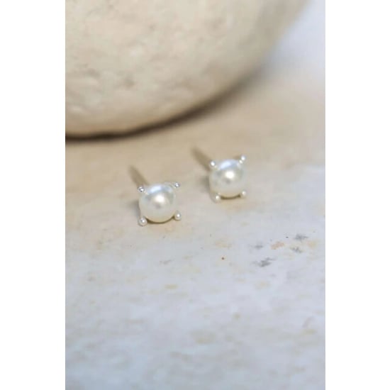 Label Kiki K.z.111.2 pearl studs - Image 2